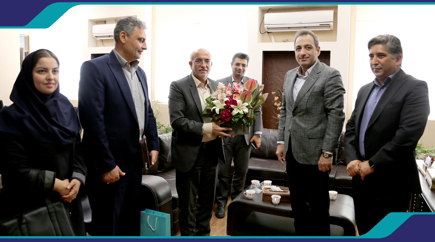 تجلیل رئیس سازمان از دانشگاه آزاد اسلامی به مناسبت روز معلم