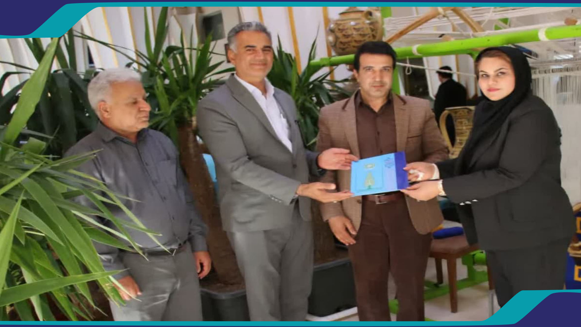 میبد